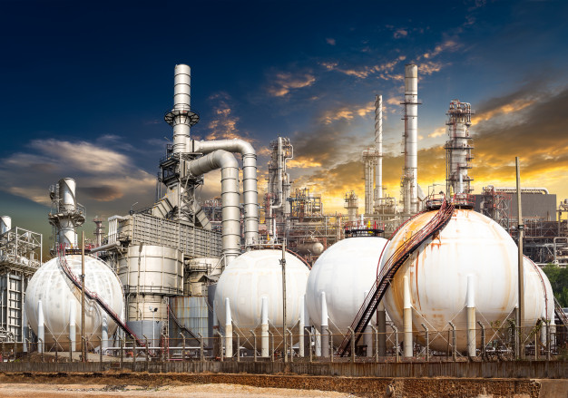 oil-refinery_90839-80